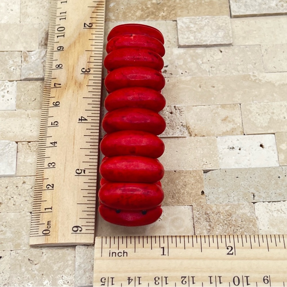 Red Hardwood Stretch Modern Estate Bracelet - Picture 6 of 7